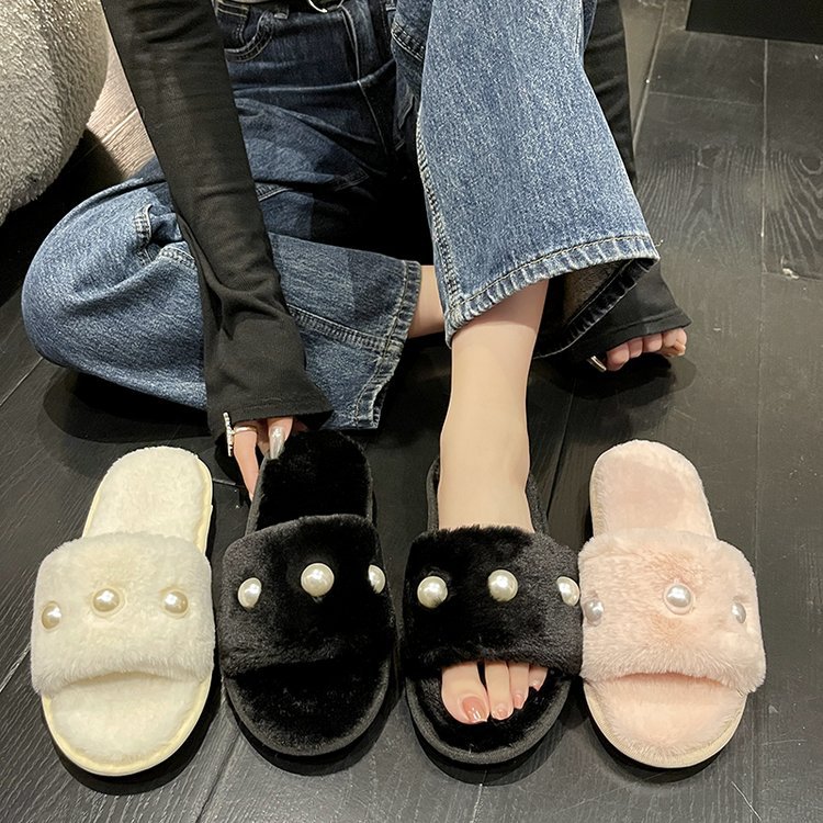 Autumn and winter flat, versatile, pearl, simple, elegant and grand 2025 one-shoulder woolen slippers details Picture