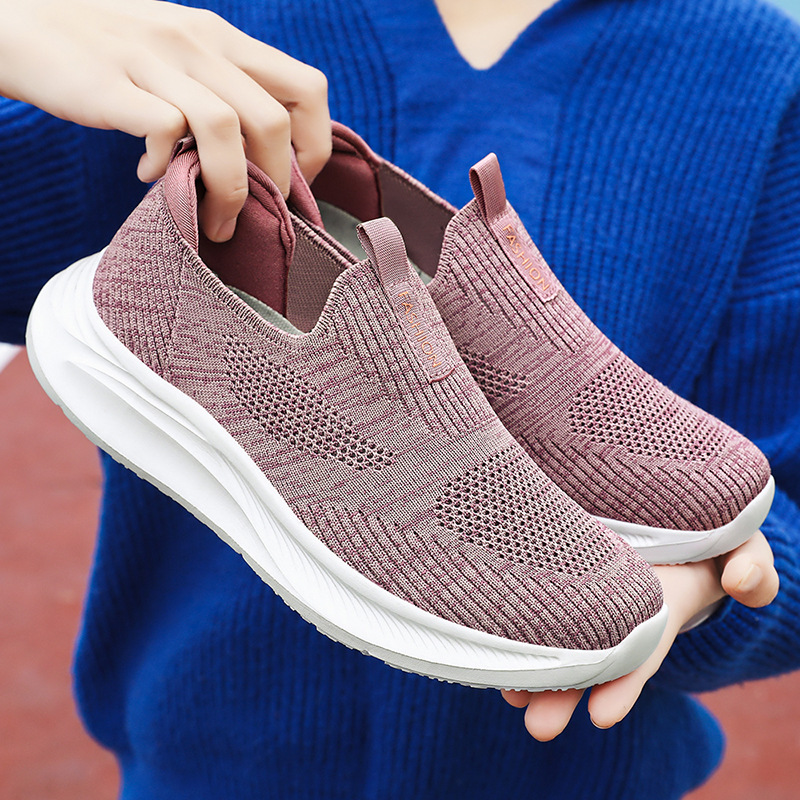 Kangtai Shoe Factory's new women's shoes for autumn are lightweight, one-step, casual, breathable and walking shoes for middle-aged and elderly mothers details Picture