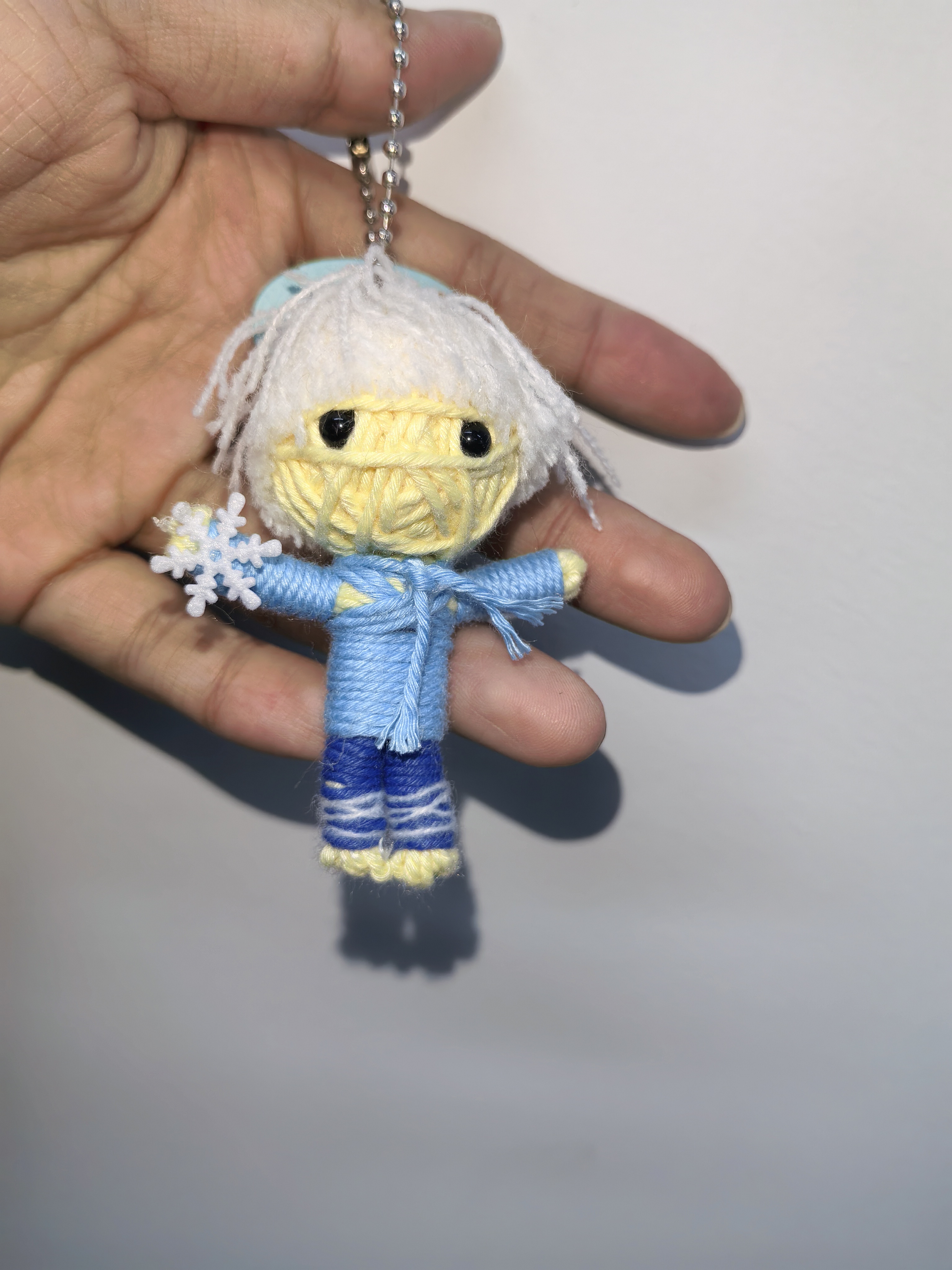 雪花小人爆款跨境贸易巫毒娃娃小雪人挂件带铃铛可接受定制