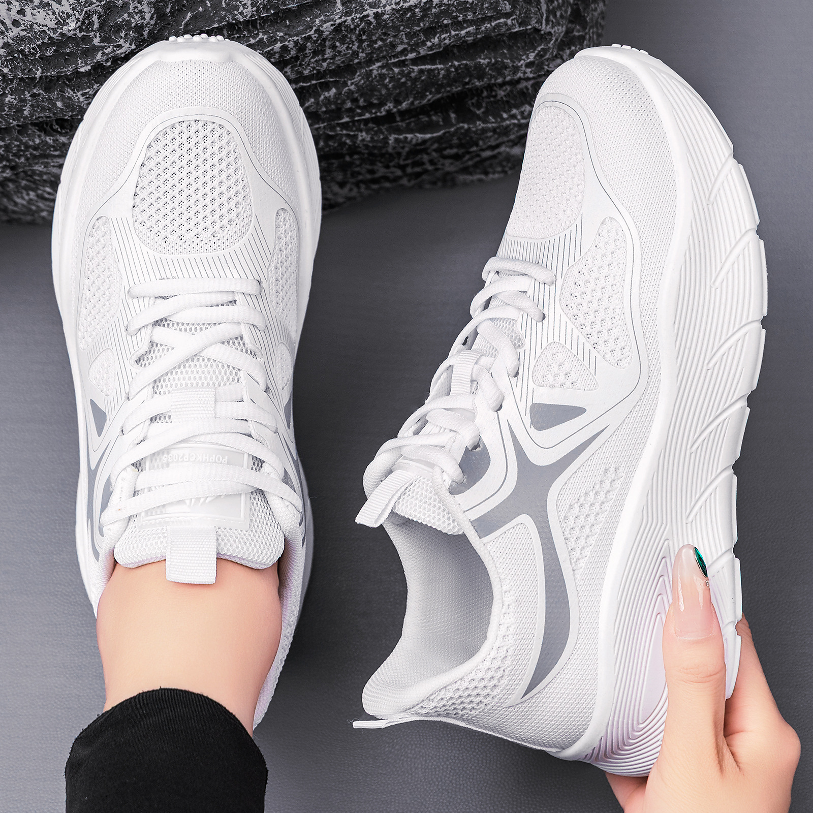 New versatile women's shoes, new sports shoes, Feizhi net shoes, cross-border delivery, light mouth, casual shoes, comfortable women's shoes Specification drawing