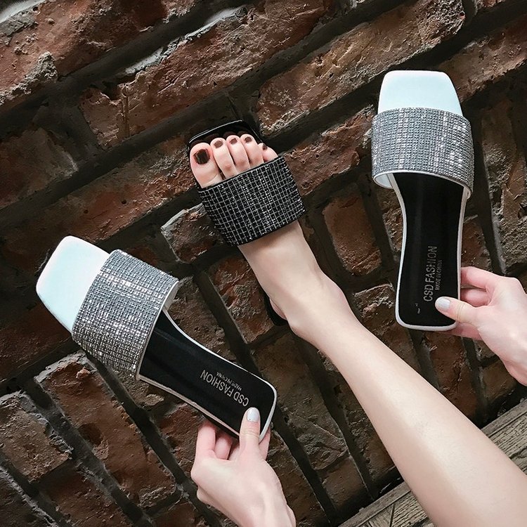 Flip-flops for women in summer, flat-bottomed fashionable rhinestone one-piece flip-flops, Korean version of foreign trade slipper, large-sized 41-42 cool flip-flops Specification drawing