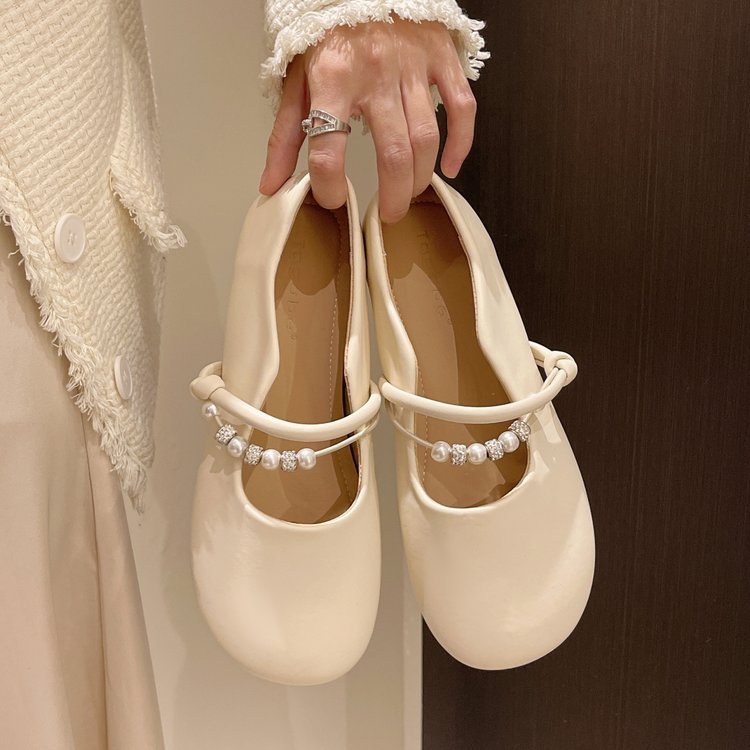 French Marie Jean Women's Spring/Summer 2025 new pearl chanel-style shoes, soft-soled beige light opening single shoes, bean shoes full figure