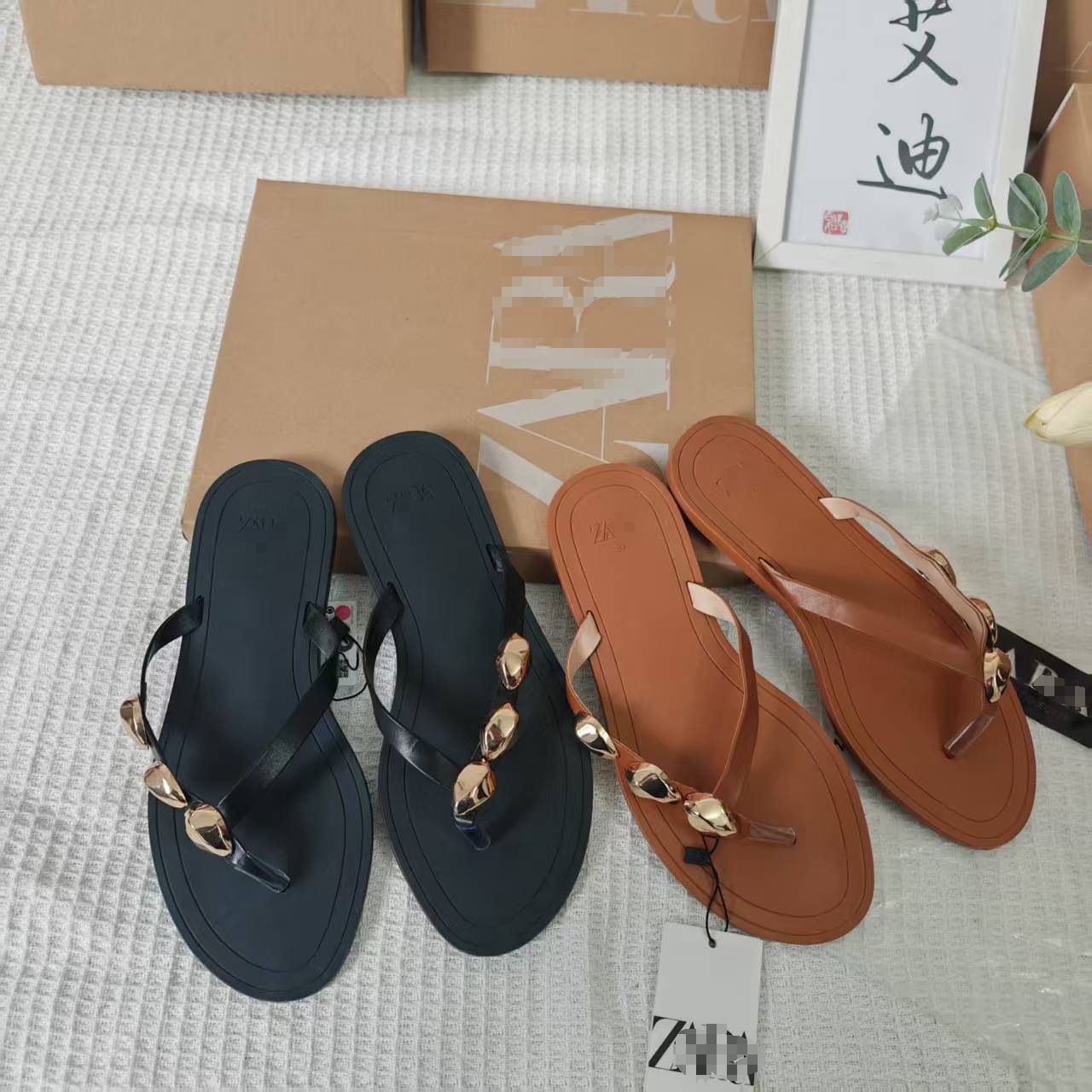 ins Cross-border's new ZAR European and American herd-shaped slippers, metal buckle thick-soled women's sandals full figure