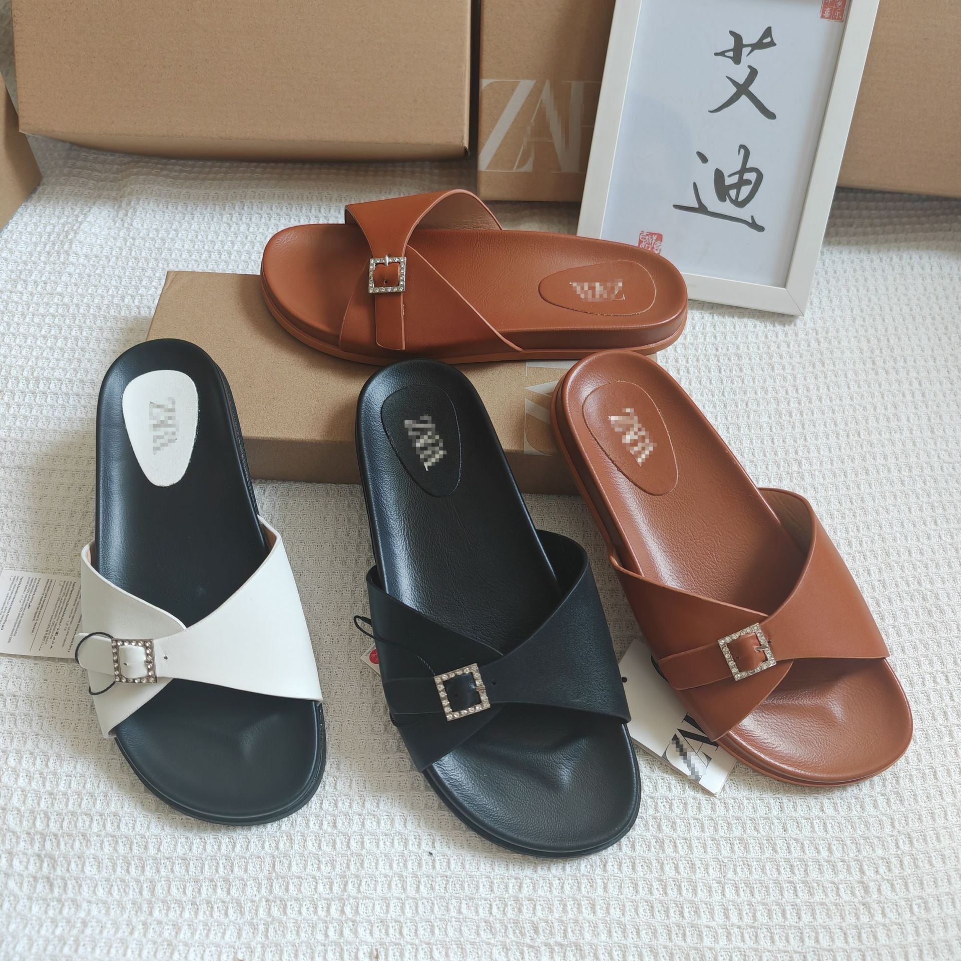 International Station African Foreign Trade New ZR original single flat sole thick-soled cross casual beach and beach one-line cool slippers Specification drawing