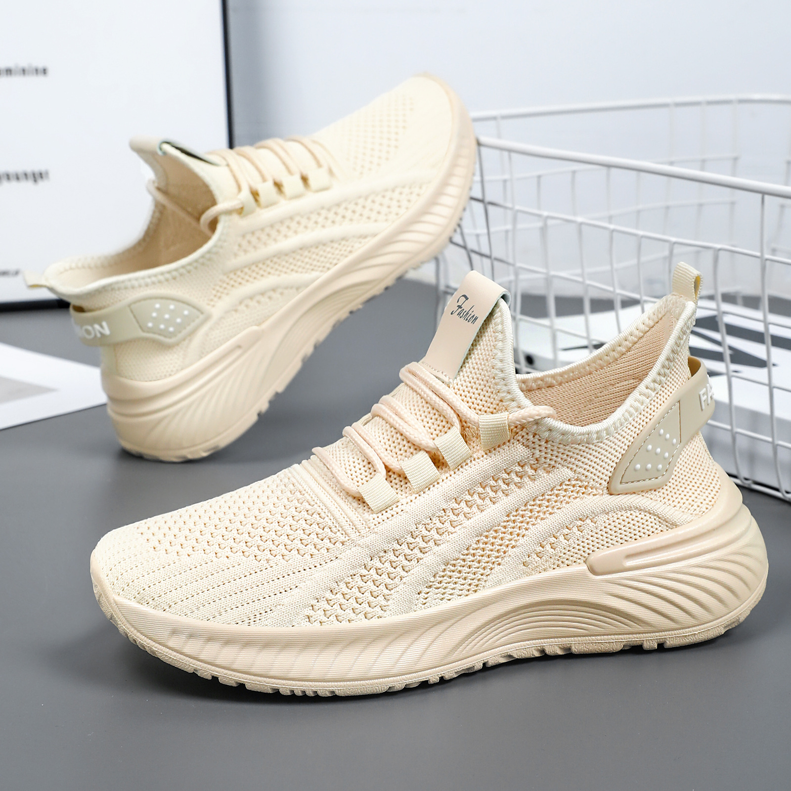 Women's shoes, autumn breathable and versatile single shoes, soft soles not tiring to the feet, casual shoes, comfortable to wear on the outside, women's sports shoes Specification drawing