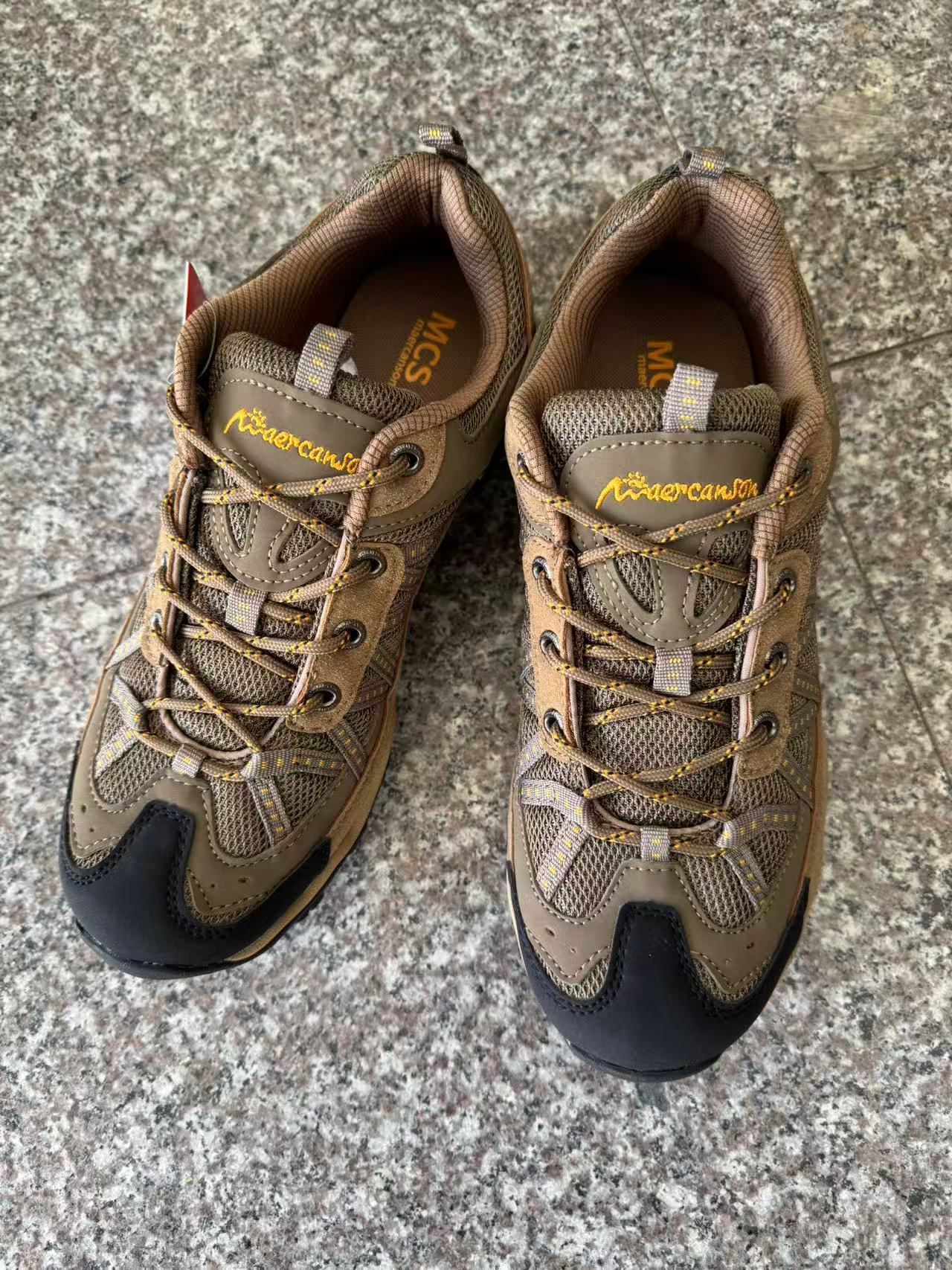 Women's outdoor sports hiking shoes, lightweight, shock-absorbing, breathable, anti-slip and wear-resistant hiking shoes, off-road hiking shoes