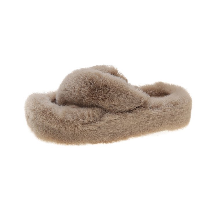2025 Autumn and winter casual thick-soled, versatile, fashionable and niche Instagram cross fleece fleece slippers Item Picture