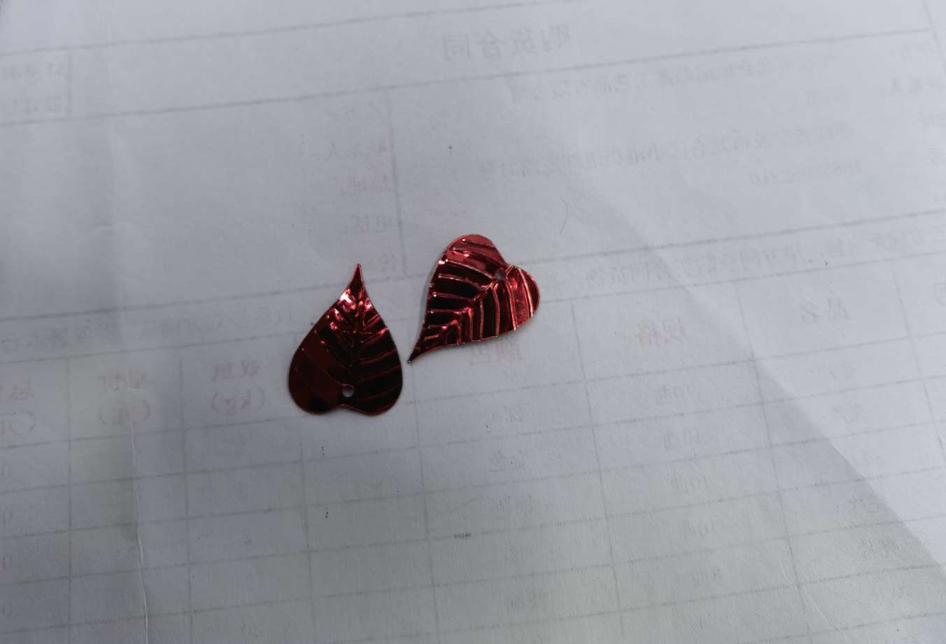 15×17mm Christmas heart pendant sequins, suitable for earrings, tassels, lace pendants, hand-dried, etc. Available in various colors such as red and gold, made of PVC or Pet, Jincan 162 detail image 1
