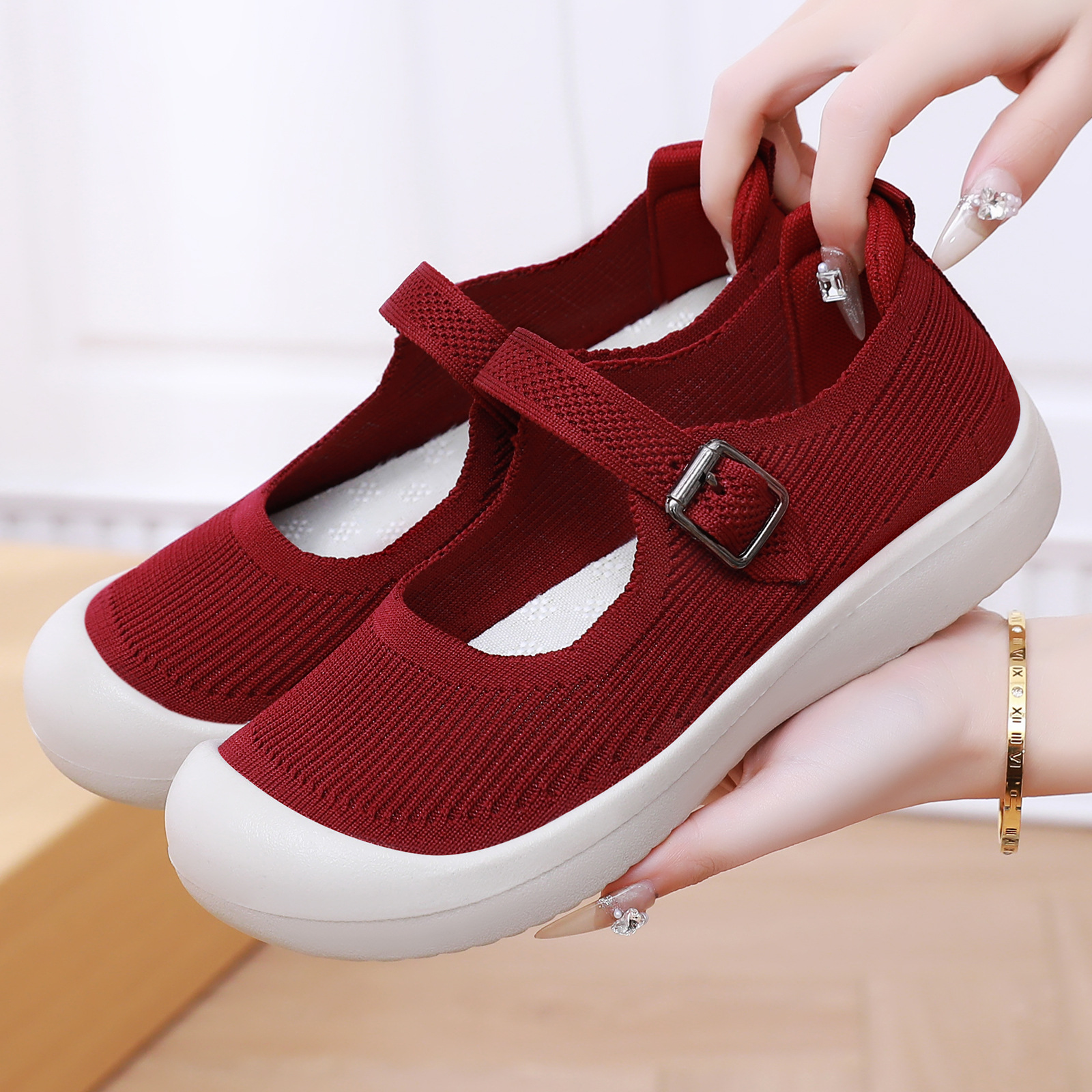 Women's autumn new breathable single shoes factory direct sales, not tiring to the feet casual shoes, hollowed-out, versatile and comfortable women's shoes Specification drawing
