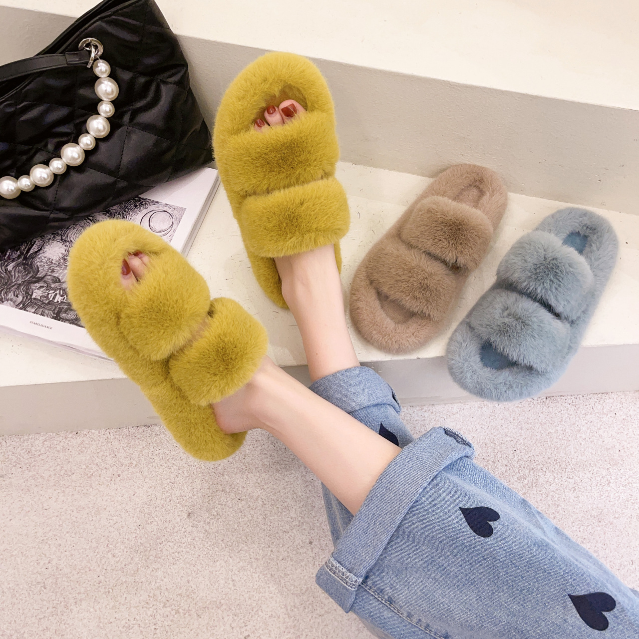 Casual outerwear woolen slippers for women, thick-soled fairy style, double-bar home, indoor warmth, popular lazy large-sized cotton slippers Application Scenario