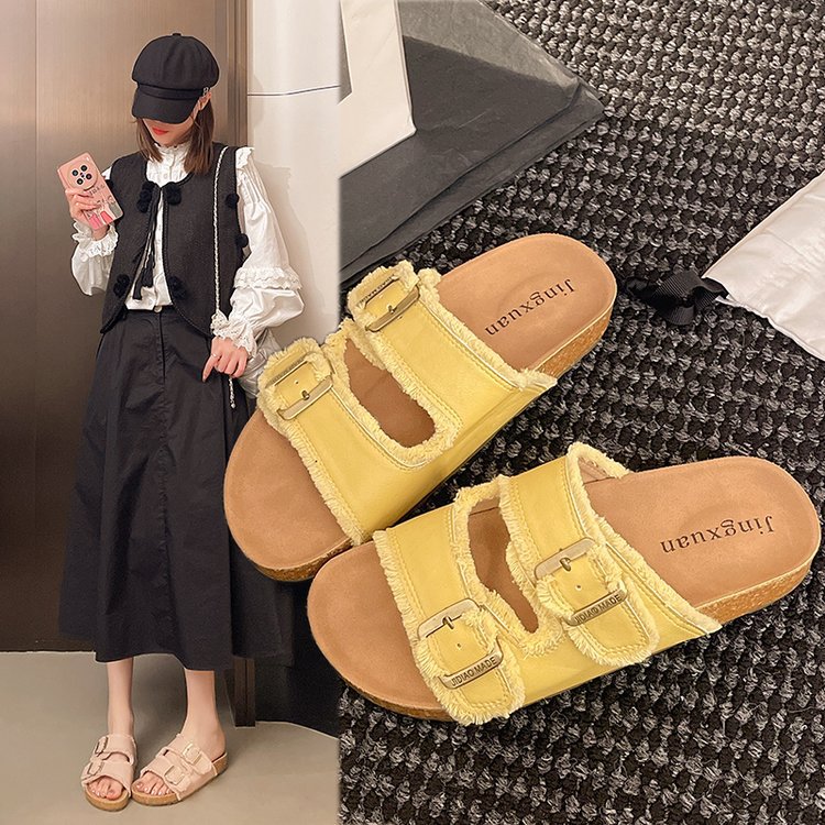 Thick-soled slippers for women's summer outerwear, a new fairy-style French retro beach soft casual and niche Birken flip-flops details Picture