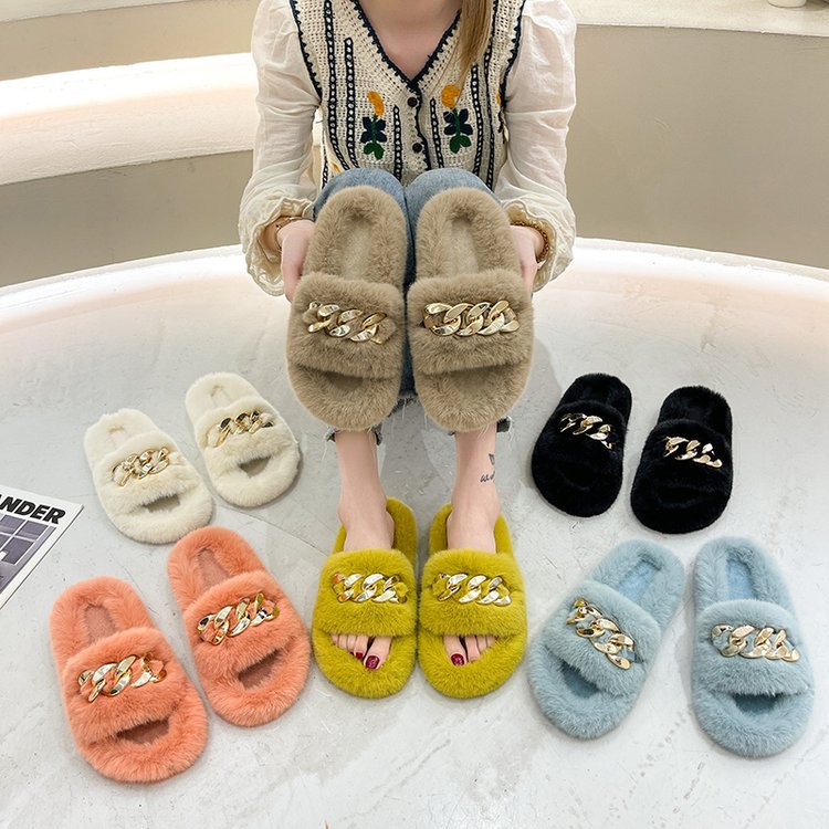 Half-slipper women's autumn and winter outdoor wear, 2025 new trendy metal fashionable office and home furry slipper full figure