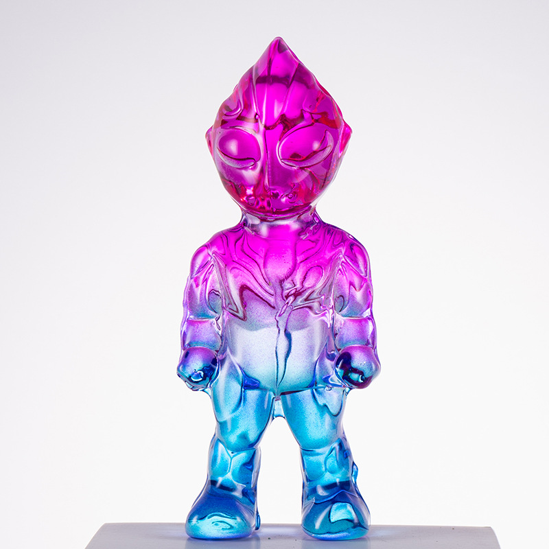 爆款水晶奥特曼模型，小朋友大男孩礼品炫酷玩具手玩摆件工艺品白底实物图