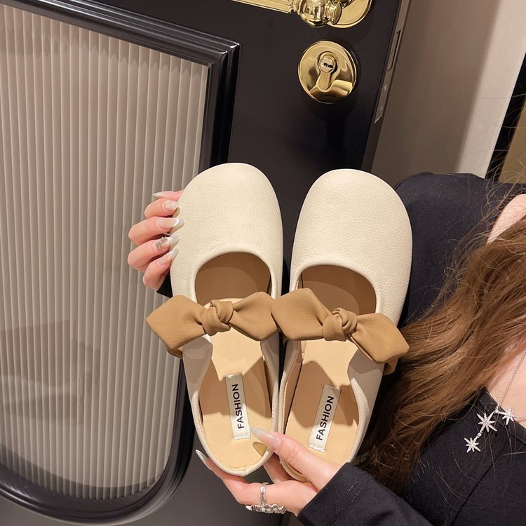 New women's half-slipper style for Spring and summer 2025, featuring a fairy-like flat sole with a toe cap and a soft sole with a bow details Picture