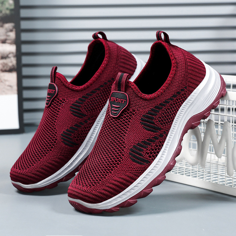 Women's shoes, versatile autumn new style casual sports shoes for middle-aged and elderly people, old Beijing walking shoes, mom shoes sent on behalf details Picture
