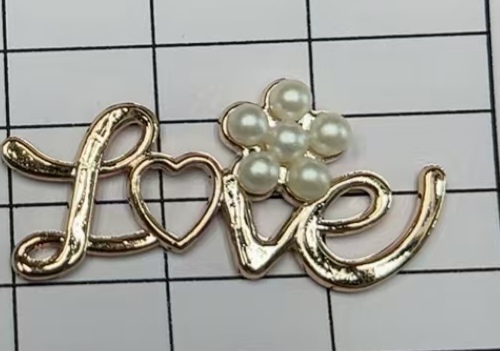 LOVE(时尚饰品配件多款精选百搭装饰品配件创意搭配饰品配件新款)