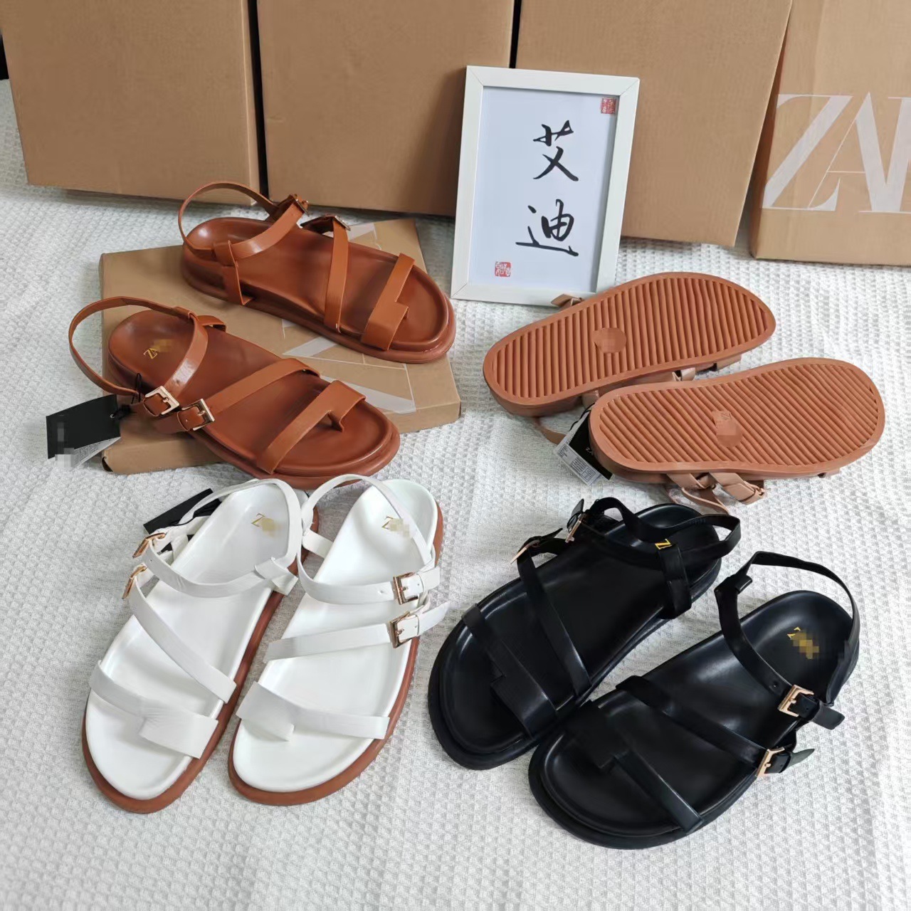 Temu women's shoes, a bestseller for export, are made from a single flat soled flip-flop with a buckle and a sponge sole. Women's stock details Picture