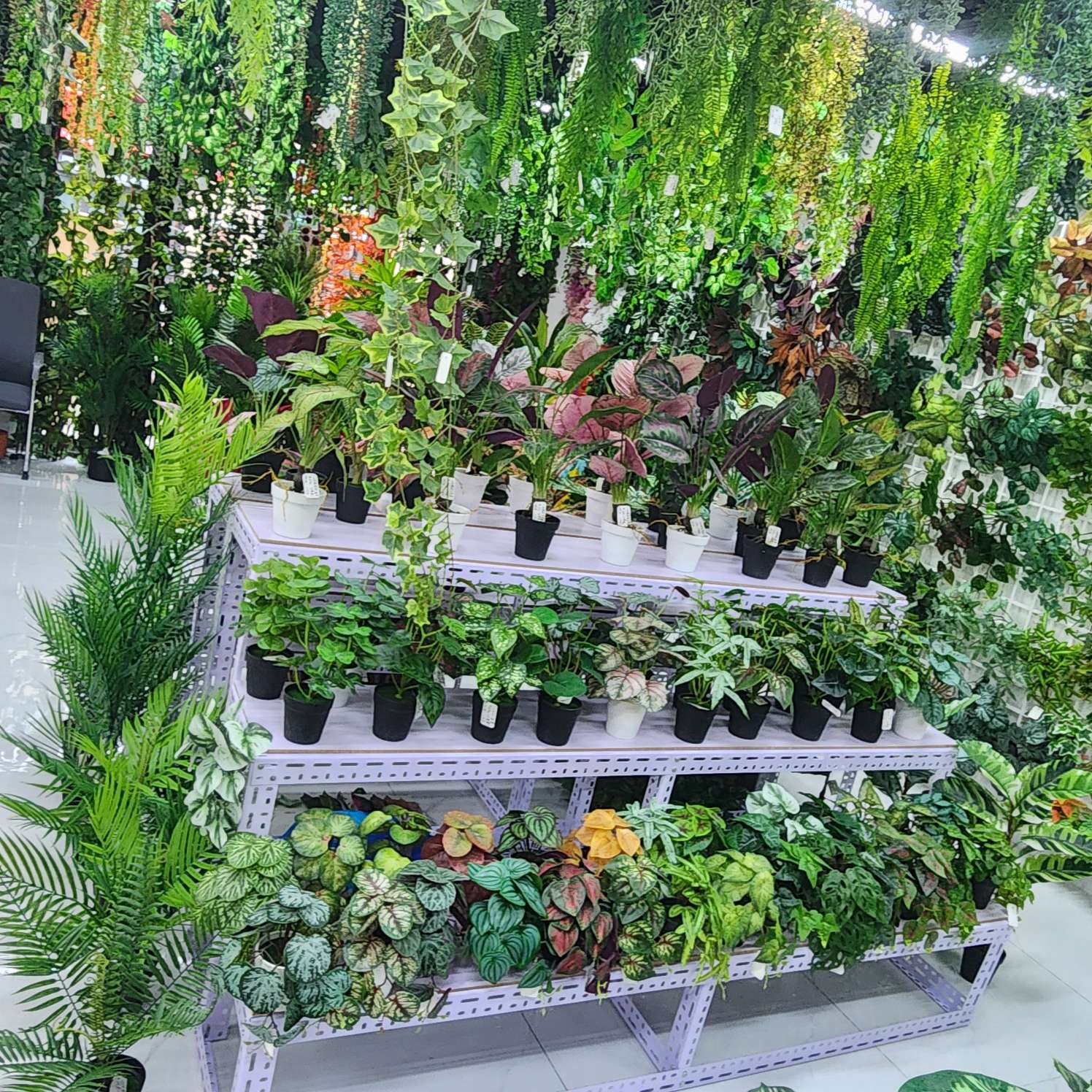 Yiwu Tiantian Silk Flower Factory describe pic - 1