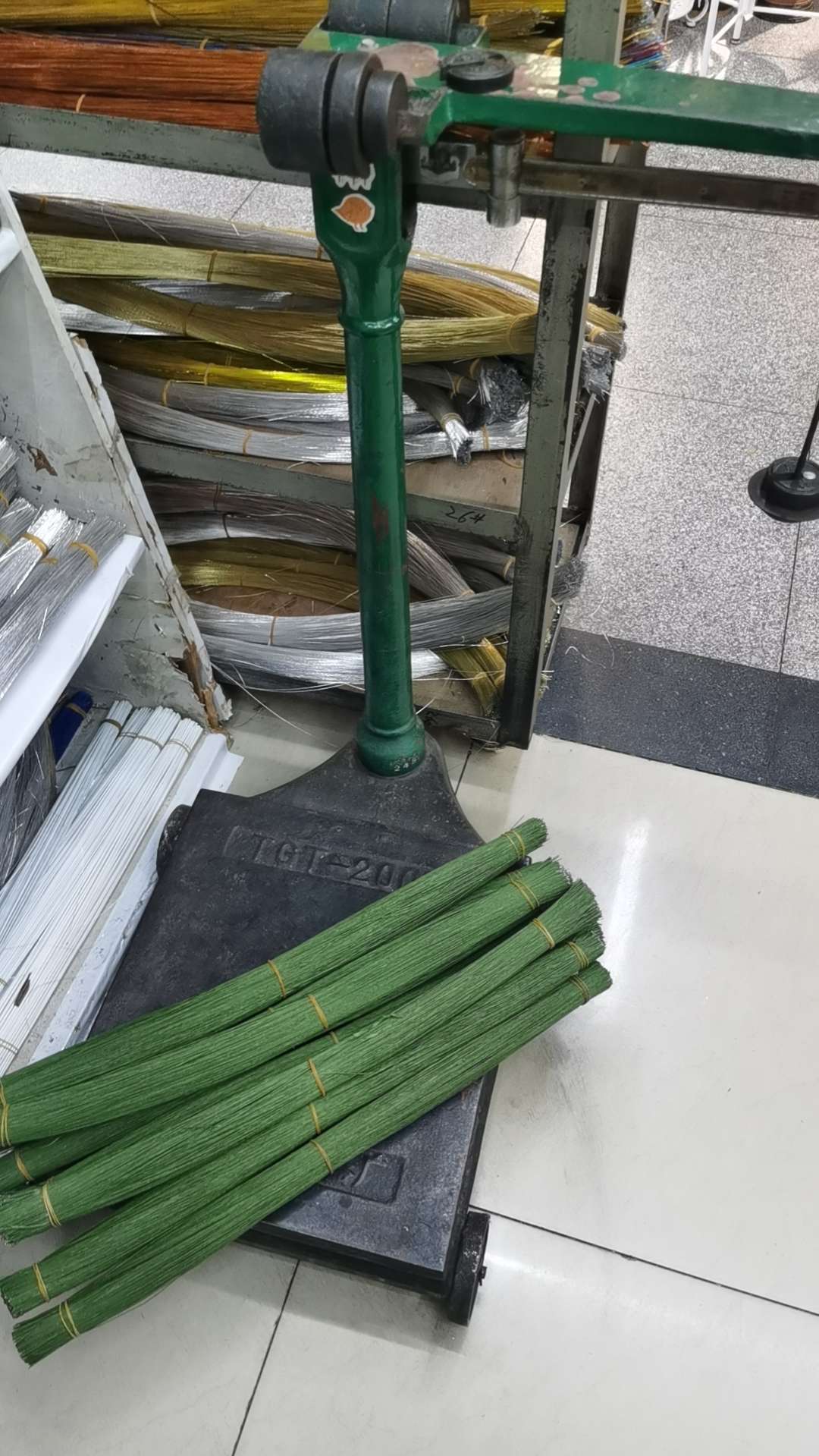 工艺品材料，花艺材料，手工制作材料，仿真花材料，封面图片材料，儿童手工制作公司都是这样的细节图