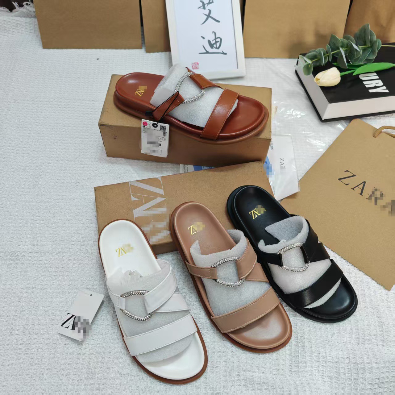Foreign trade cross-border ZA Wholesale Independent Station Water Diamond Large Size Sandals Women shoes sandal slipper Specification drawing