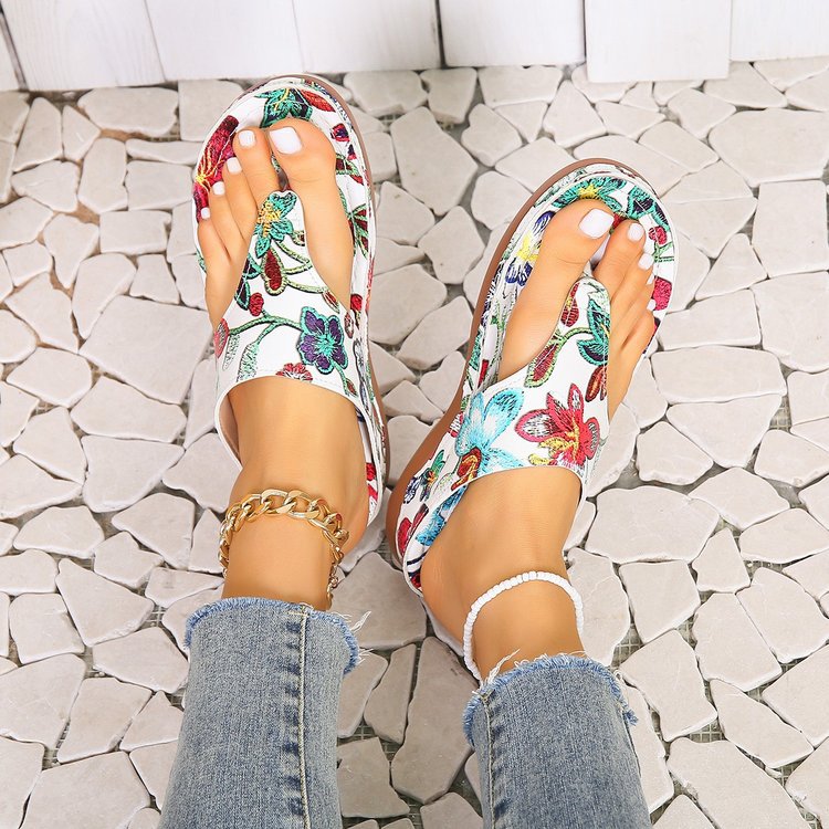Wholesale of large-sized herringbone sandals for women in 2025, featuring ethnic style embroidery with flowers at the back and buckled wedge heels details Picture