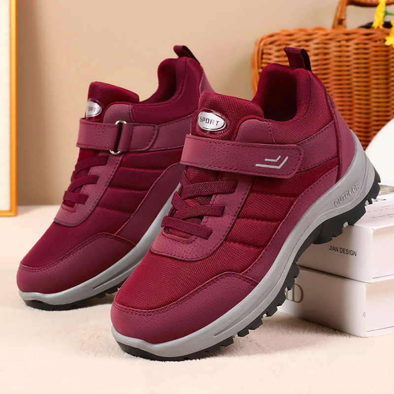 Shoe Women 2025 Autumn New Women's walking shoes live-streaming distribution, breathable soft-soled mom shoes, couple casual shoes full figure