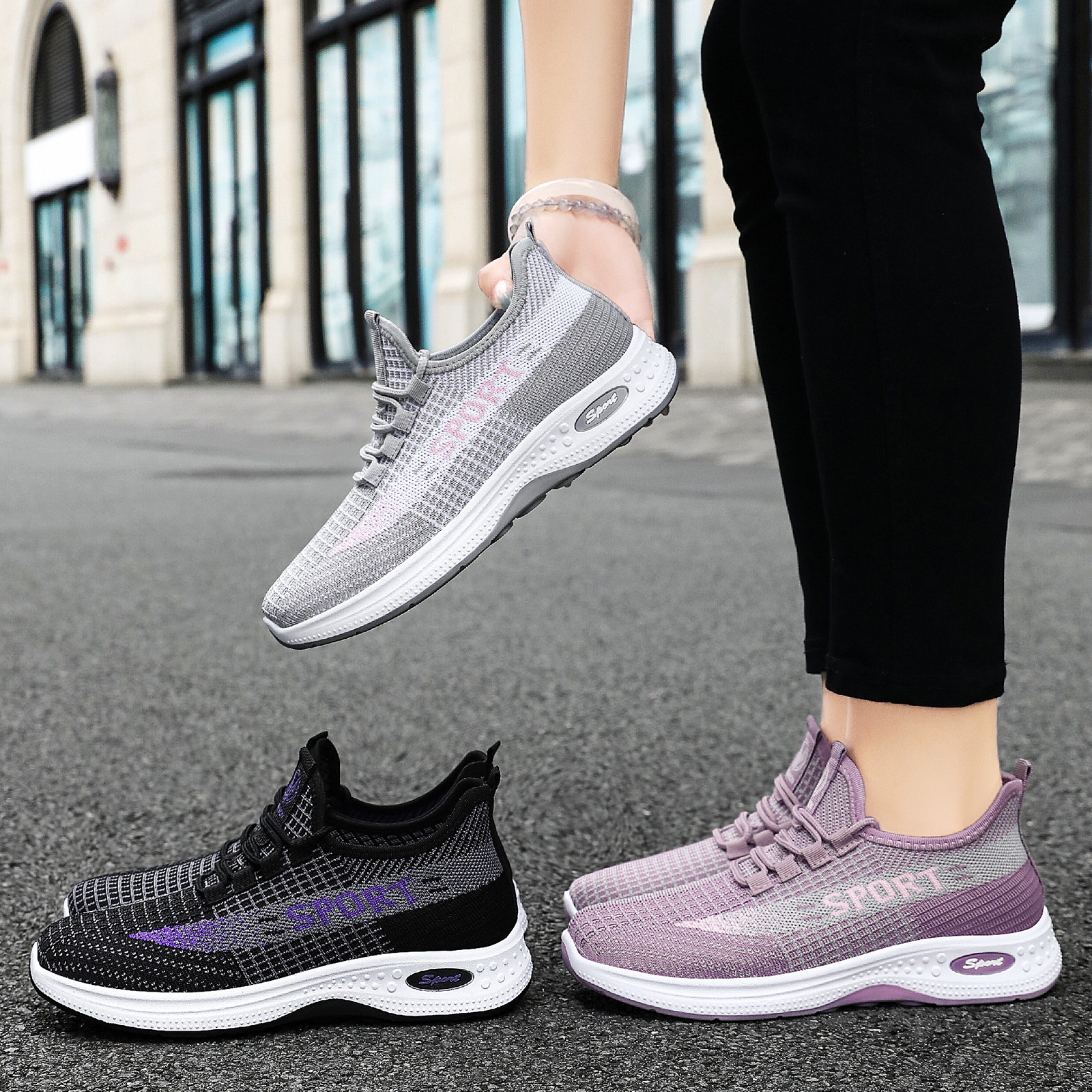 This is a breathable, versatile and non-tiring running shoe for women in autumn. It features a woven mesh design and a soft-soled, comfortable and casual sports shoe Specification drawing