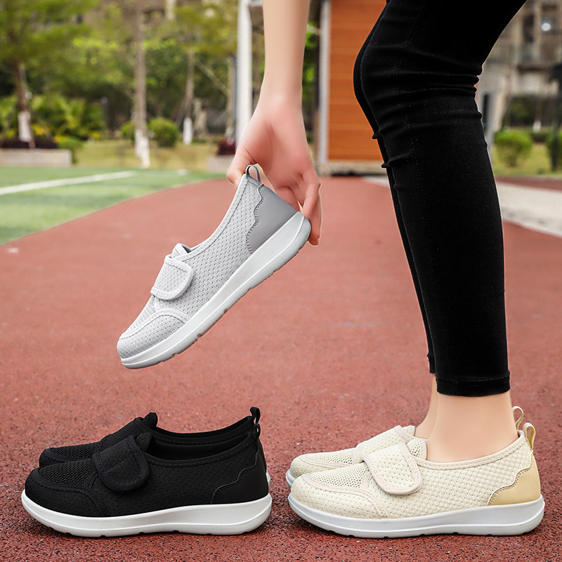 New women's shoes, casual shoes, fei-woven breathable mesh shoes, lightweight Velcro mom shoes, versatile single shoes consignment Application Scenario