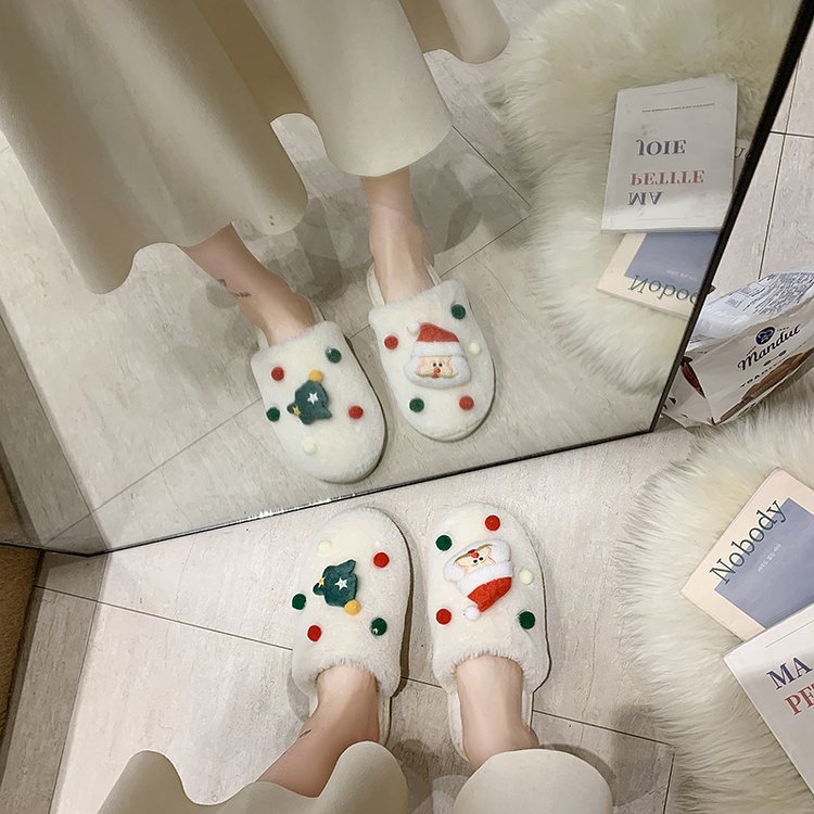 For the autumn and winter of 2025, there are flat, versatile, fluffy Christmas simple flip-flops for home wear with fluffy slippers Application Scenario