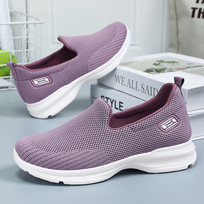 Kangtai Shoe Factory's 2025 autumn edition women's shoes cross-border temu consignment, casual, breathable, one-step mom shoes full figure