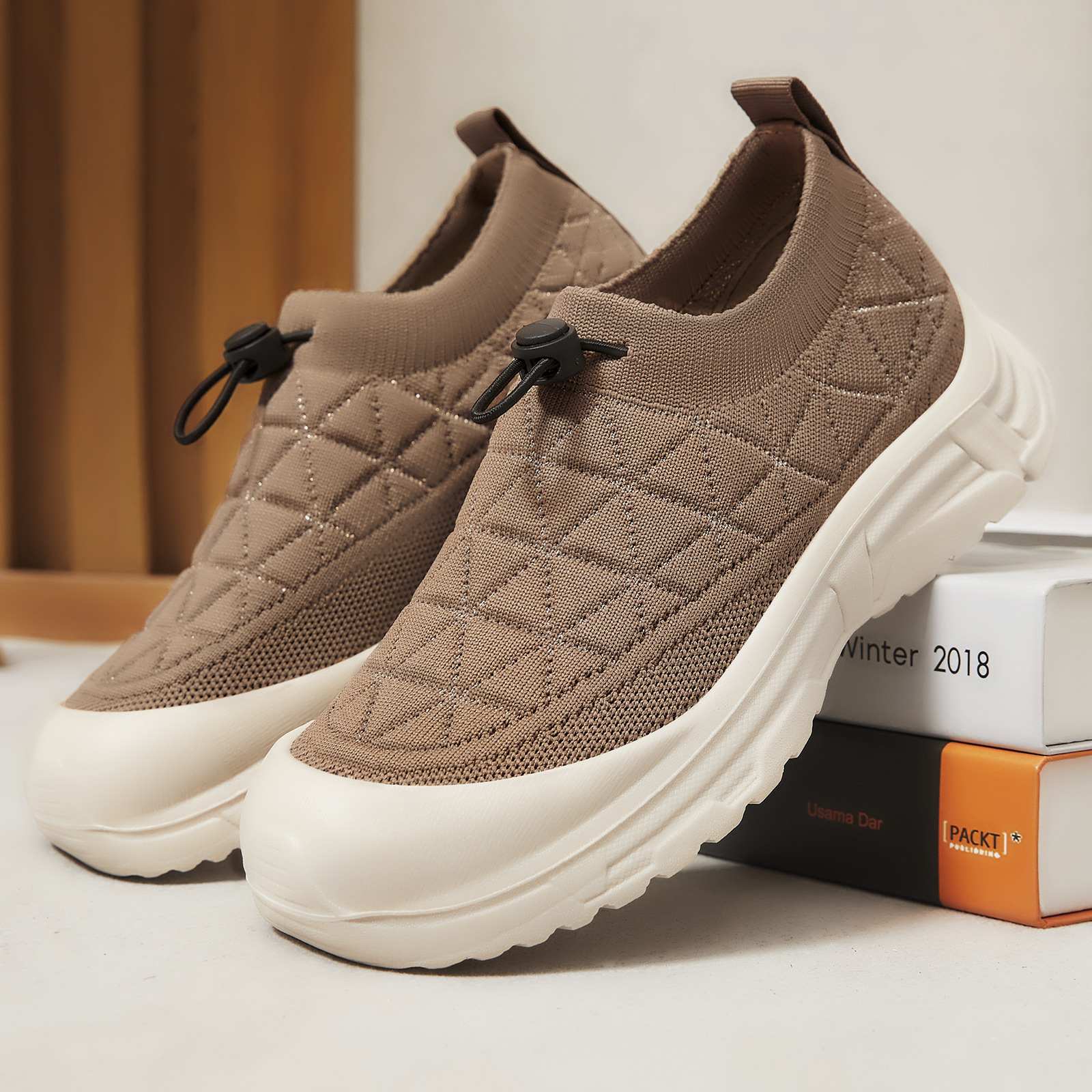 Shoe Women 2025 Autumn Cross-border flying woven sock shoes Fashion trend, cake shoes shoes, one-step lazy shoes full figure