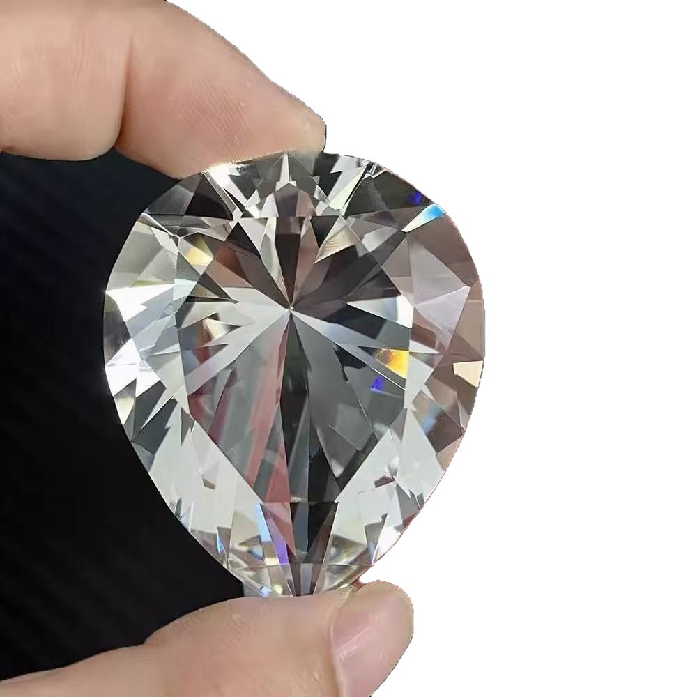 Bestseller crystal Heart of Africa ❤️ crystal collection, props and ornaments model, Delta Operation peripheral 1:1 crystal heart of Africa diamond details Picture