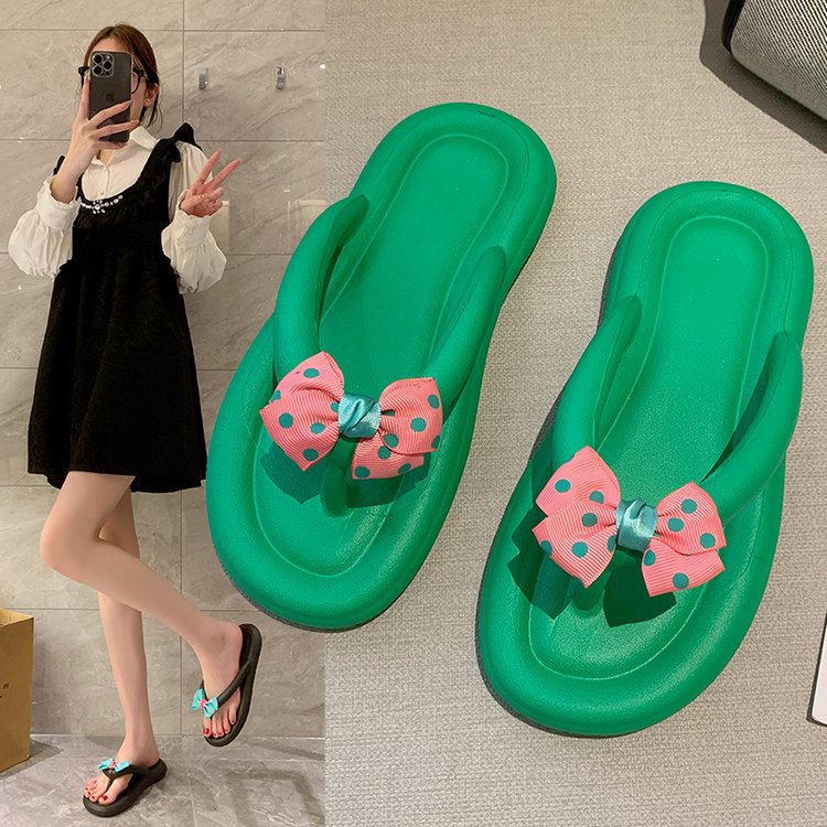 The 2025 summer new ins trend slip-on slippers EVA super soft flat flip-flops are versatile for women both inside and out details Picture