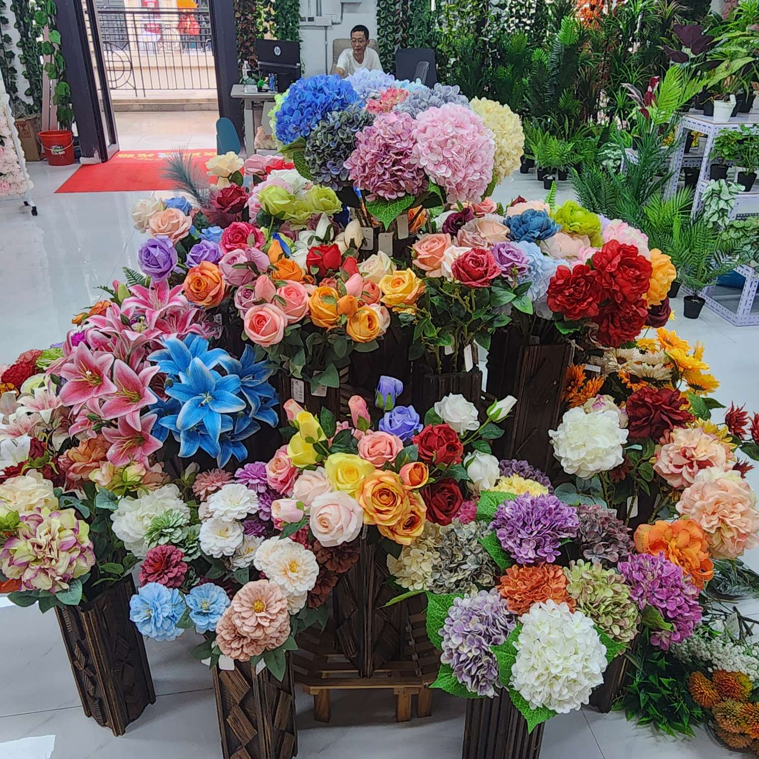 Yiwu Tiantian Silk Flower Factory describe pic - 5