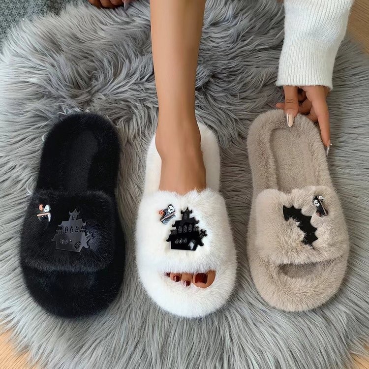 The popular "MAO MAO Tuo Girl" is wearing a new 2025 autumn/winter cartoon ghost indoor warm one-line plush slipper details Picture