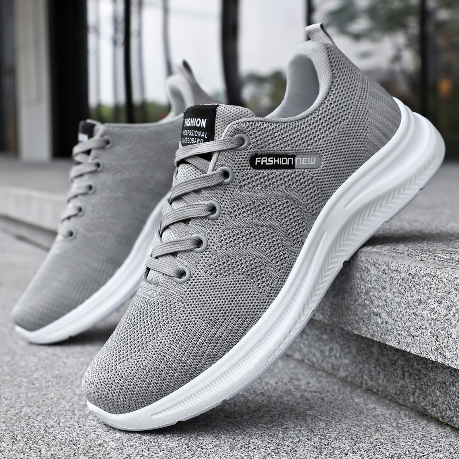 Men's shoes and sports shoes, autumn new style breathable mesh shoes, soft-soled shoes that don't tiring the feet, running shoes, versatile lace-up men's single shoes Specification drawing