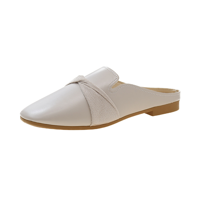 The new Spring/Summer 2025 women's large-sized Korean version bow pearl low-heeled half-length flip-flops are a popular fashion trend Item Picture