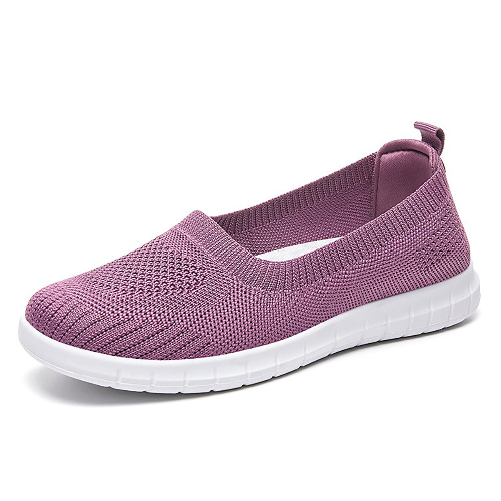 New cross-border mom shoes, wholesale of foreign trade women's shoes, flat one-foot casual single shoes, soft soles, old Beijing cloth shoes for women Item Picture