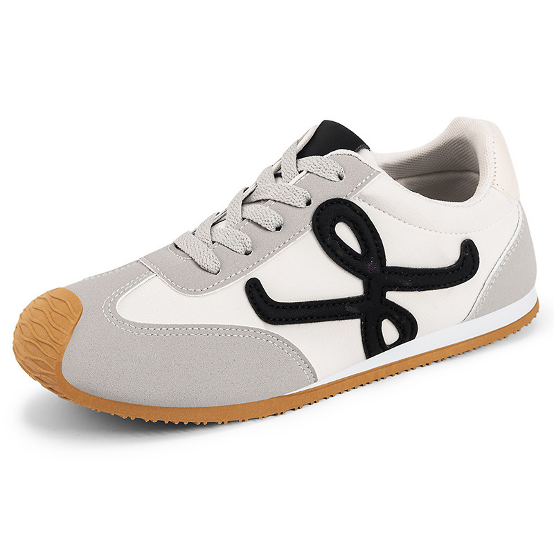 De Xun Shoes 2025 New Autumn thick-soled board shoes cross-border consignment, breathable mesh soft-soled sports shoes Item Picture