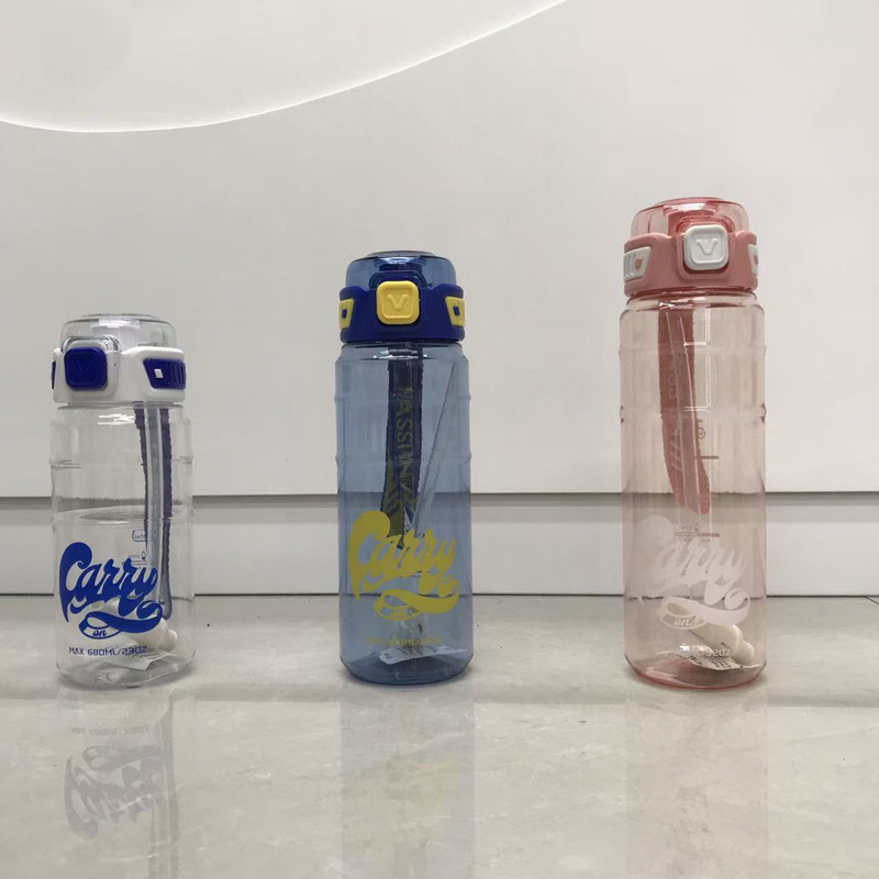 Carry潮范撞色吸管杯!按扣开盖+大容量 学生通勤高颜值随手杯详情4