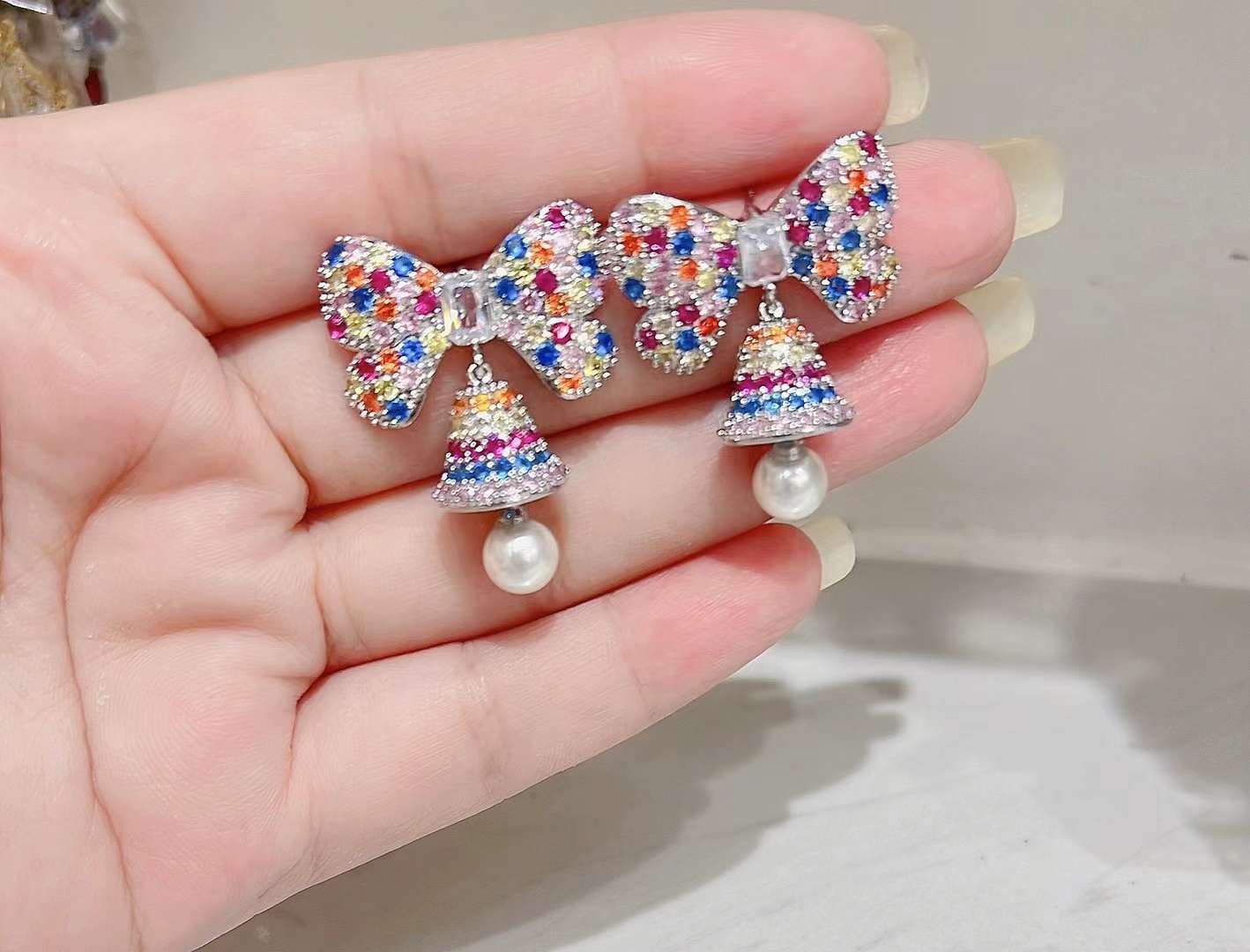 圣诞铃铛  锆石款耳钉