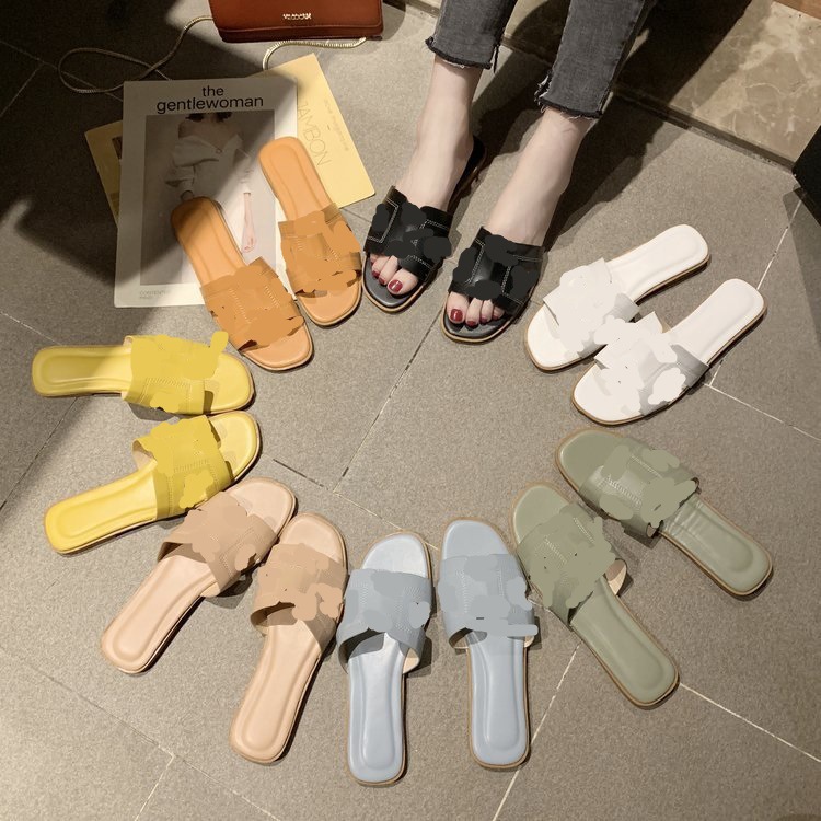 Summer 2025 new style slipper Korean vacation beach slippers for women's outerwear, student wholesale flat slippers full figure