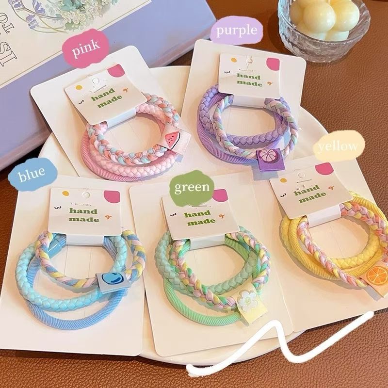 Fashionable hair accessories, hair combs, hair bands, headbands, striped hair ties, a variety of styles to choose from, versatile hair accessories, leather bands, hair ties, and hair ties details Picture