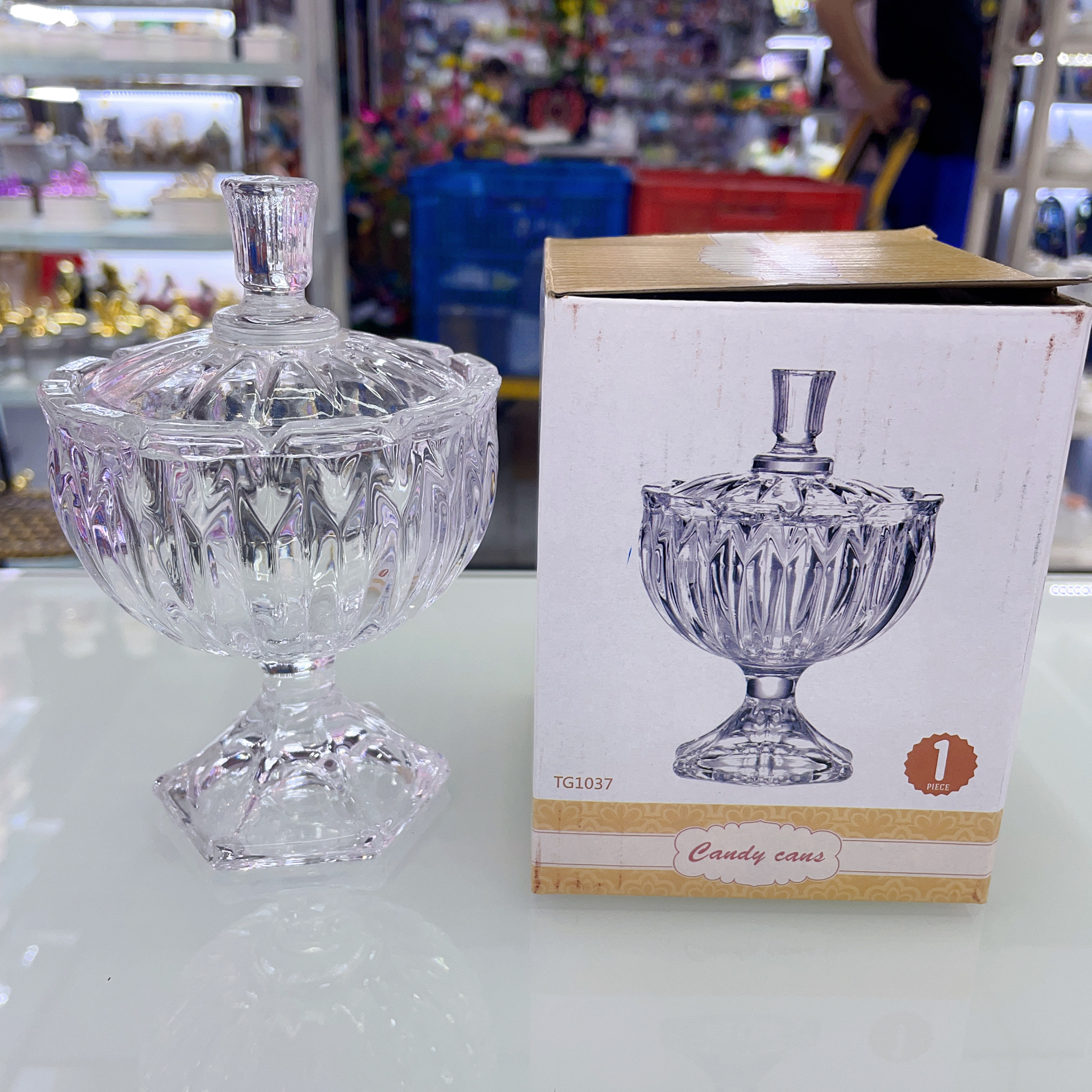 玻璃罩/花瓶/玻璃瓶/琉璃佛像/玻璃制品白底实物图