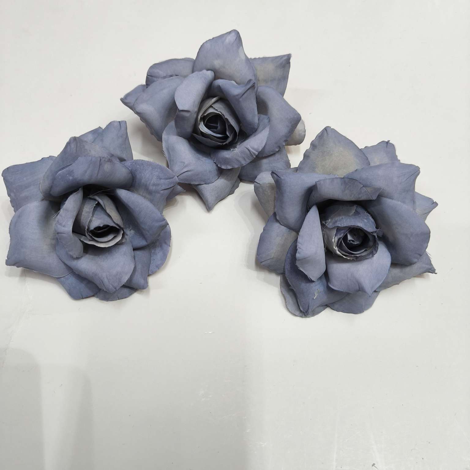Simulación manualidades primavera jardín pétalos de plástico flores artificiales Specification image