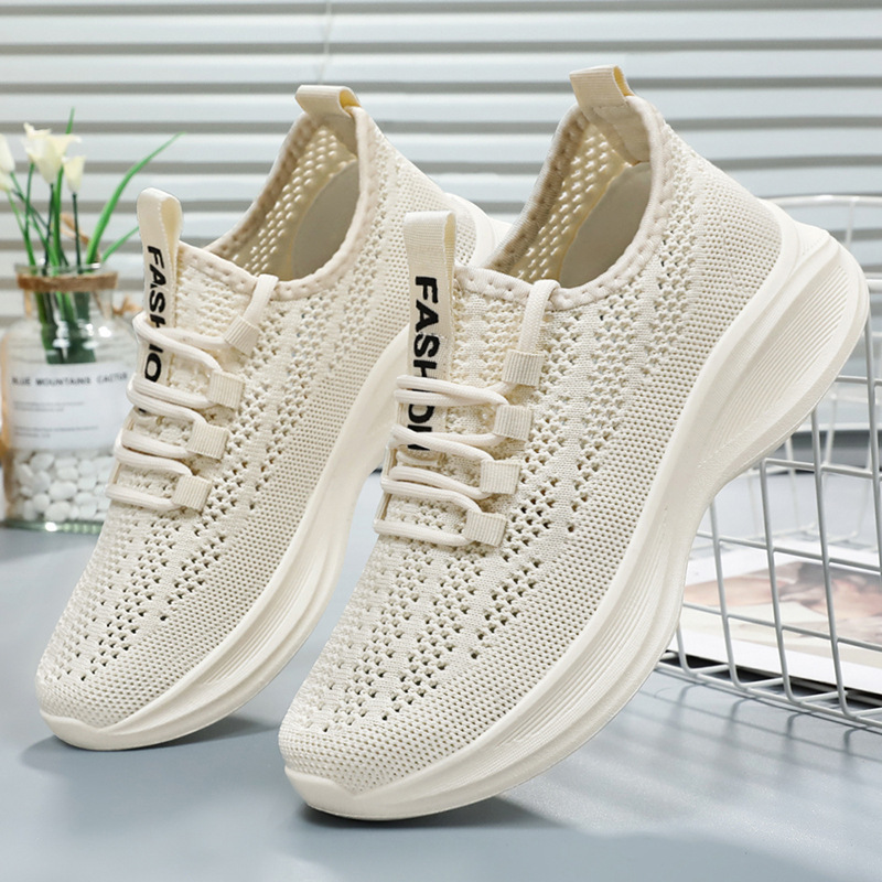 In the autumn of 2025, we will be sending out breathable casual shoes, fashionable and trendy single shoes, as well as Korean version sports shoes for women full figure