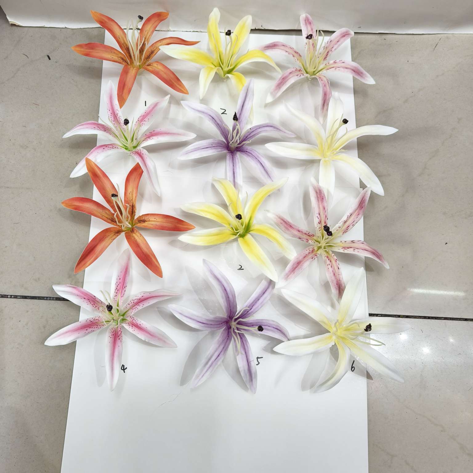 Artesanías de simulación jardín de primavera pétalos de plástico flores de simulación flores artificiales de silicona flores de simulación