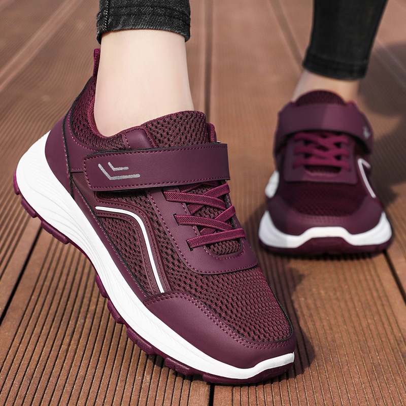 Women's shoes, versatile autumn new style walking shoes, casual parents' shoes, soft-soled sports shoes for middle-aged and elderly people details Picture