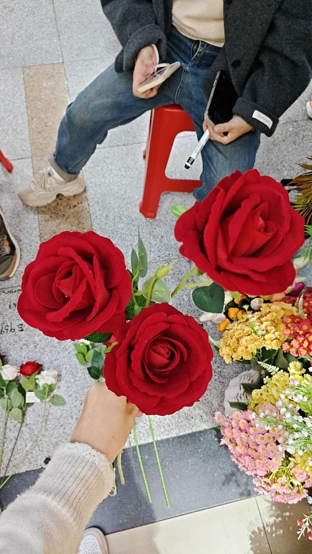 仿真工艺品礼品春天花园塑料花硅胶人造花瓣扫墓用仿真花河北制作