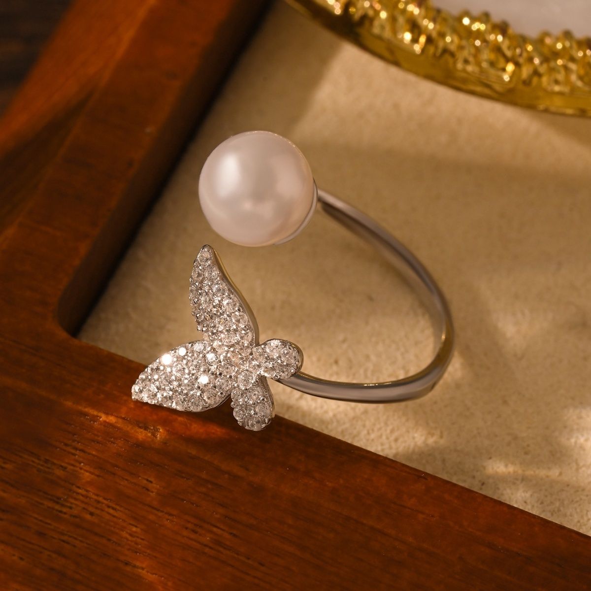 戒指韩式轻奢珍珠女士高级感简约时尚个性贝珠开口指单颗戒指饰品珍珠项链首饰项链产品图